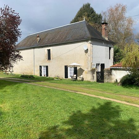 Le Bois D'Amour Gite Et Chambres Charroux  Exterior foto